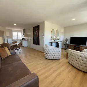 Appartement Yves Saint Laurent/ Coco Chanel, Albi