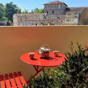  Apartamento Fenetre Sur Cour - Centre - Parking Prive